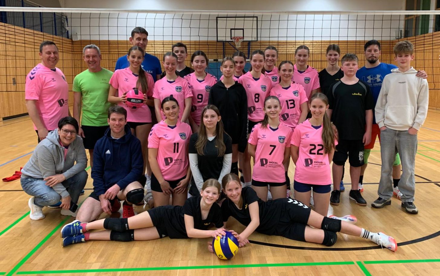 Foto Postm&uuml;nster und SVU Volleyball Jugendteams